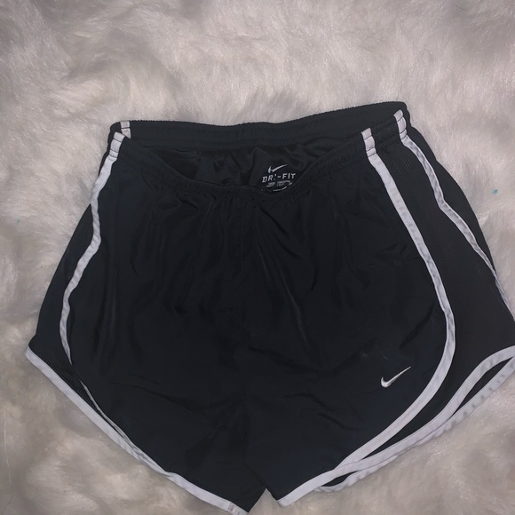 Nike Pants - Nike Tempo Women’s Running Shorts (XS)